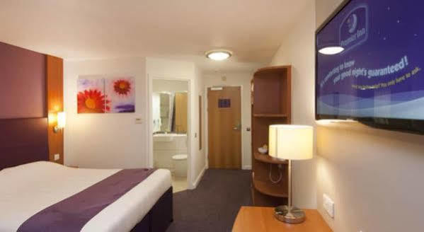 Premier Inn Leeds City Centre Exteriör bild